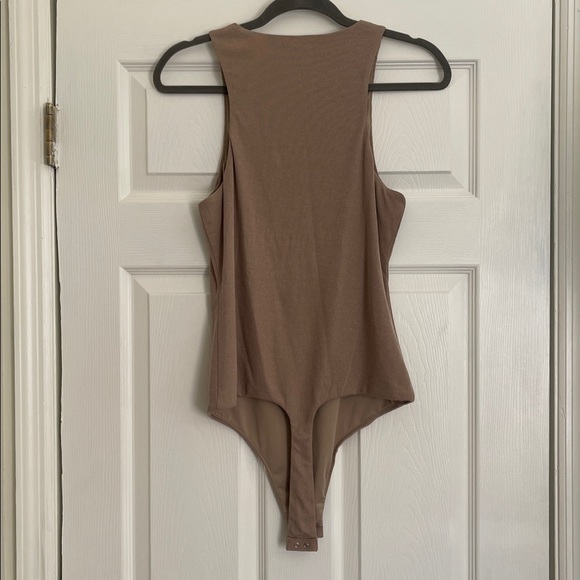 NWOT Lovers + Friends Reading Bodysuit - Picture 8 of 9